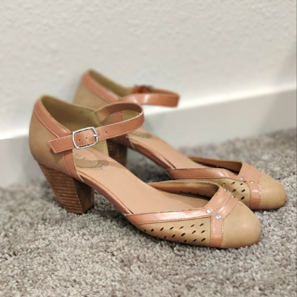 Chelsea Crew Tan and Cream Heels